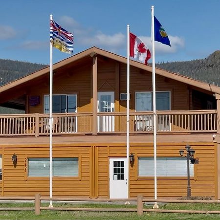 Merritt Lodge エクステリア 写真